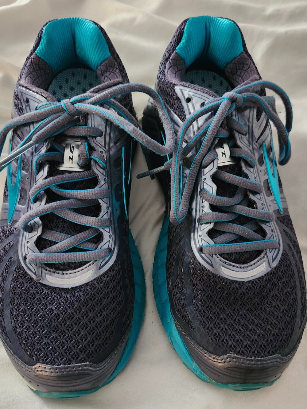 Brooks Womens Ariel 16 Running Shoe Blue  Lace Up Mesh Sz Wide D7